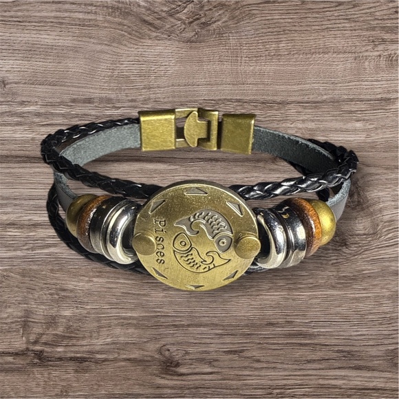 Pisces Zodiac Bracelet with Wood Beads & Alloy Clasp - Picture 2 of 2